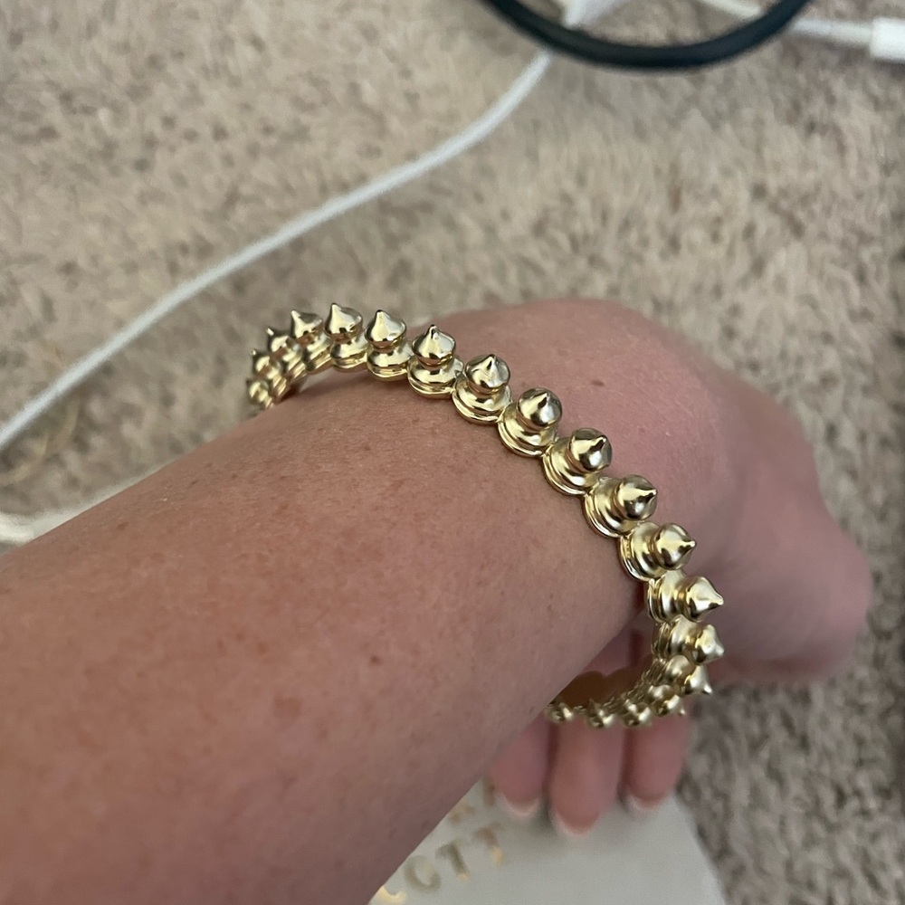 Kendra Scott Gold Rory Cuff - Picture 3 of 3